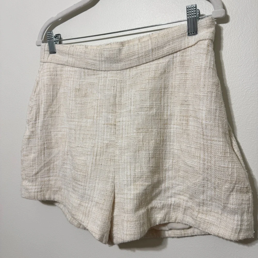 Abercrombie & Fitch High Waisted Beige Ivory Tan Tweed Shorts Size Medium